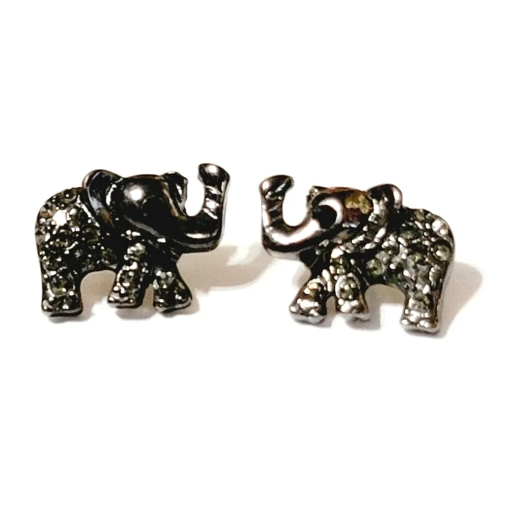Gunmetal‎ Gray Elephant Pierced Earrings Sparkly Figural Jewelry kp-5